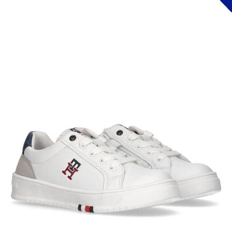 tommy hilfiger lebanon.